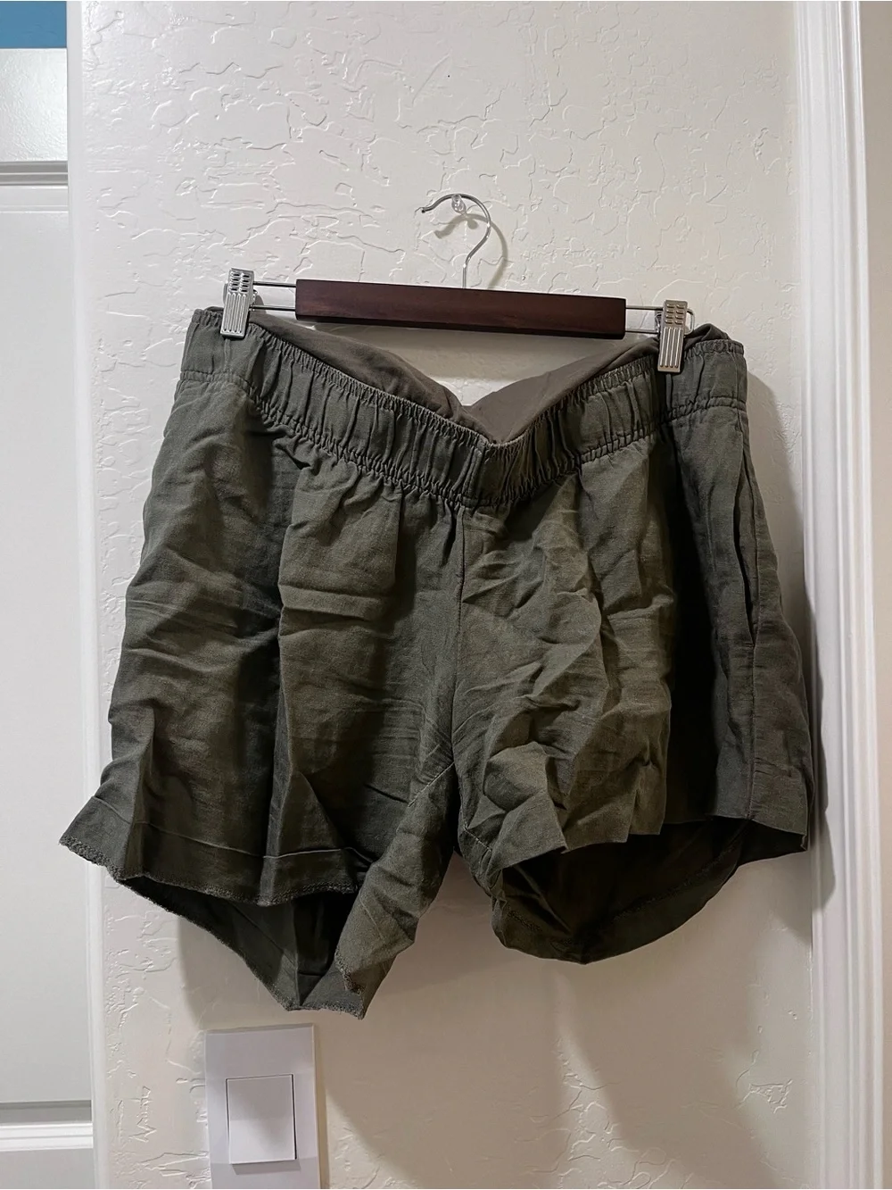 Mixed Neutral Maternity Summer Wardrobe Pieces -Stripes, Olive & Linen - Picture 16 of 16